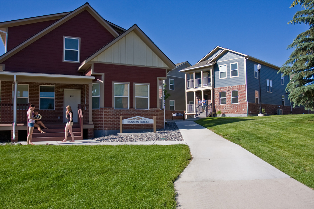 housing-sheridan-college-villas-wyoming Sheridan College Campus Housing photo