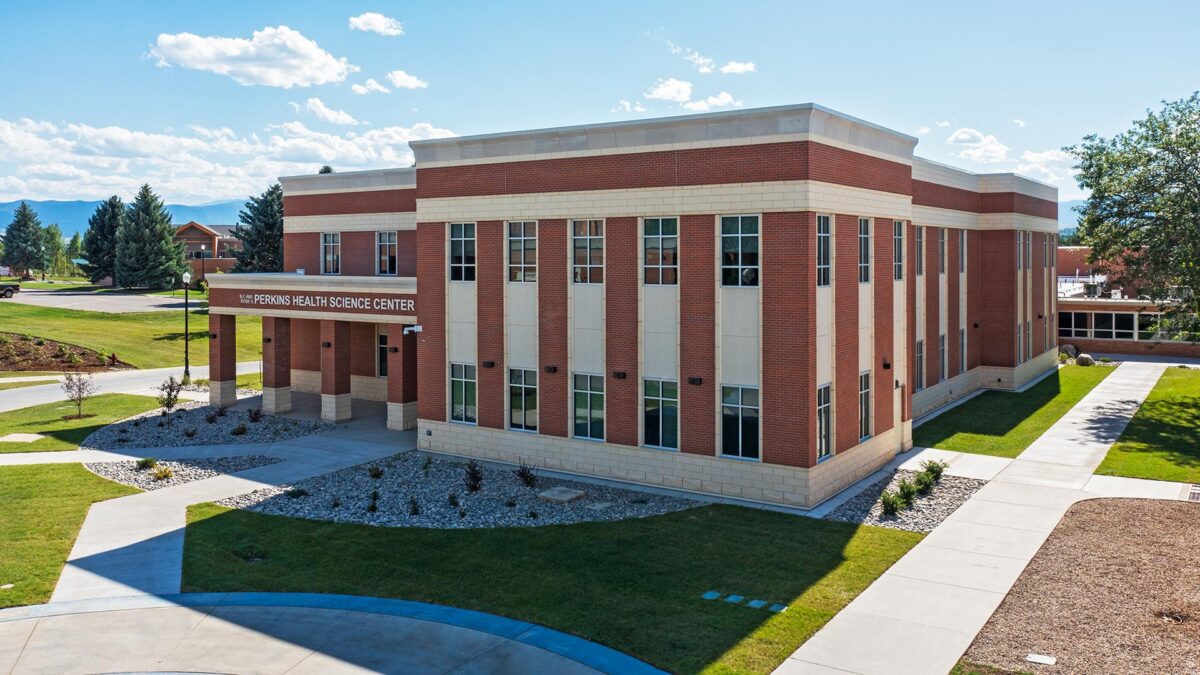 HealthSciences_drone-0374web Sheridan College Perkins Health Science Facility photo